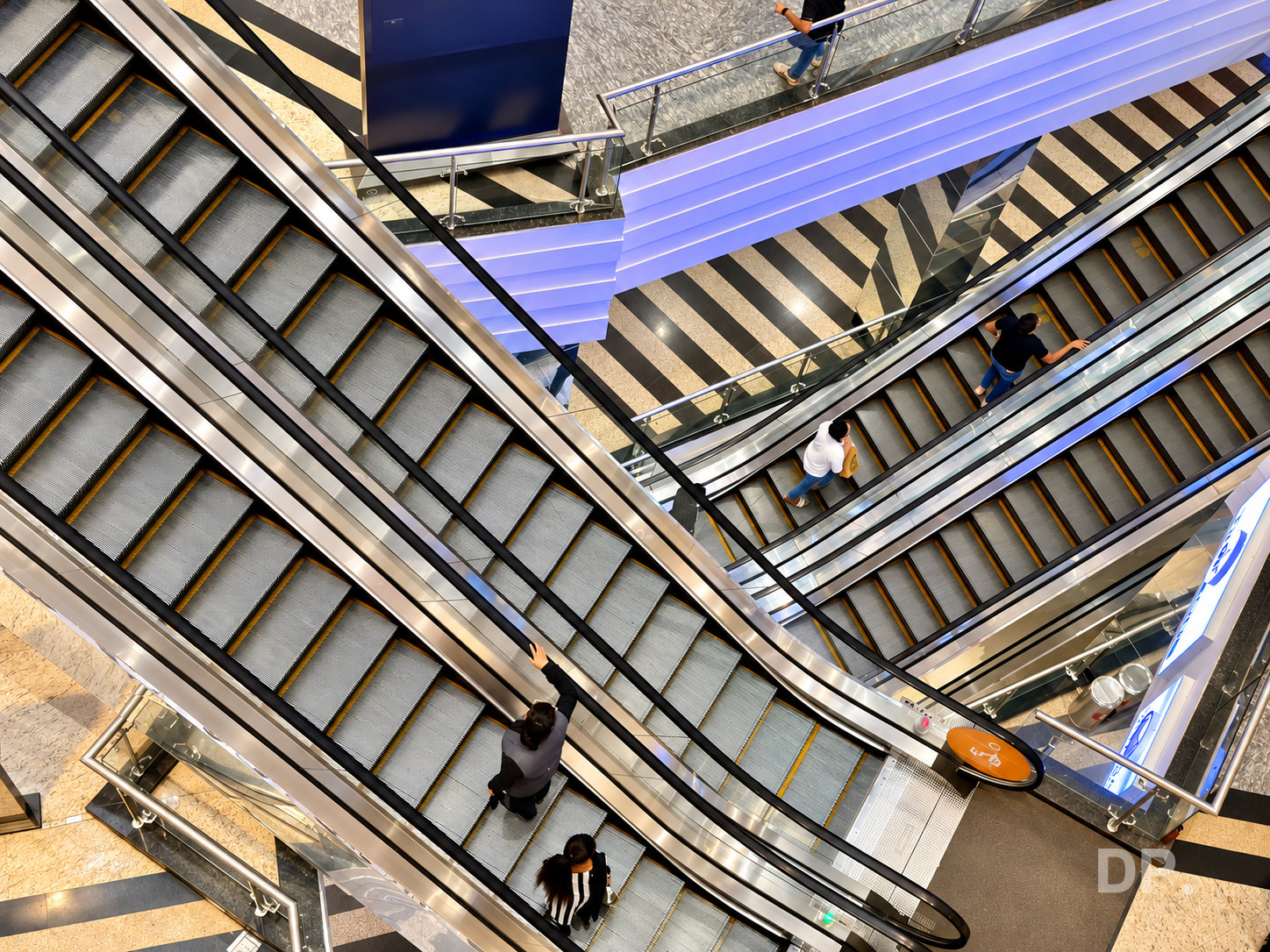 Diagonals in motion